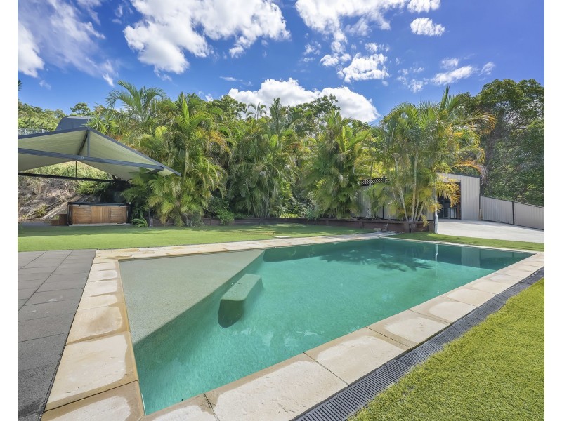 14 Wittenoom Court, Helensvale QLD 4212