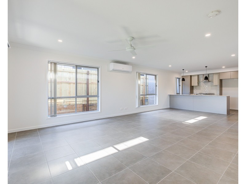 6 Berzins Court, Bahrs Scrub QLD 4207