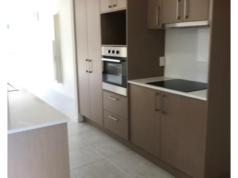 12 Altona Street, Pimpama QLD 4209