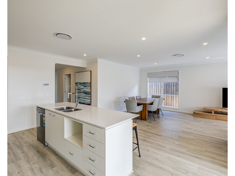 28 Riverland Road, Coomera QLD 4209