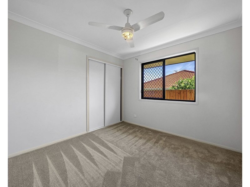 1/18 Armani Avenue, Pimpama QLD 4209