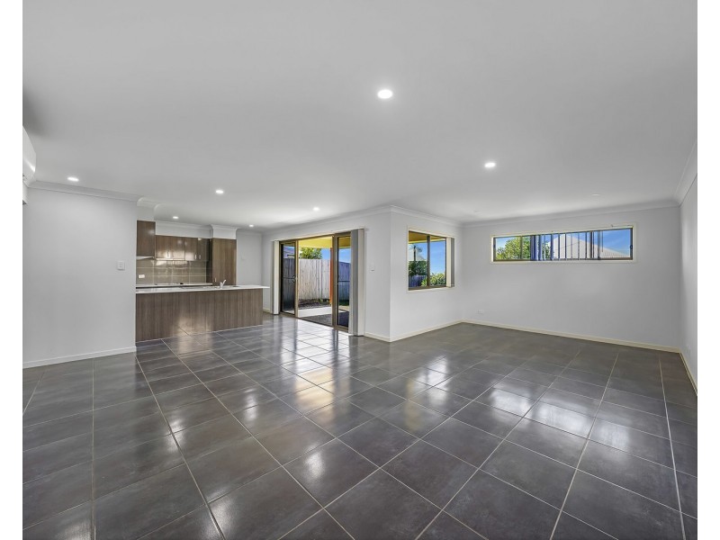 36 Woodrose Circuit, Pimpama QLD 4209