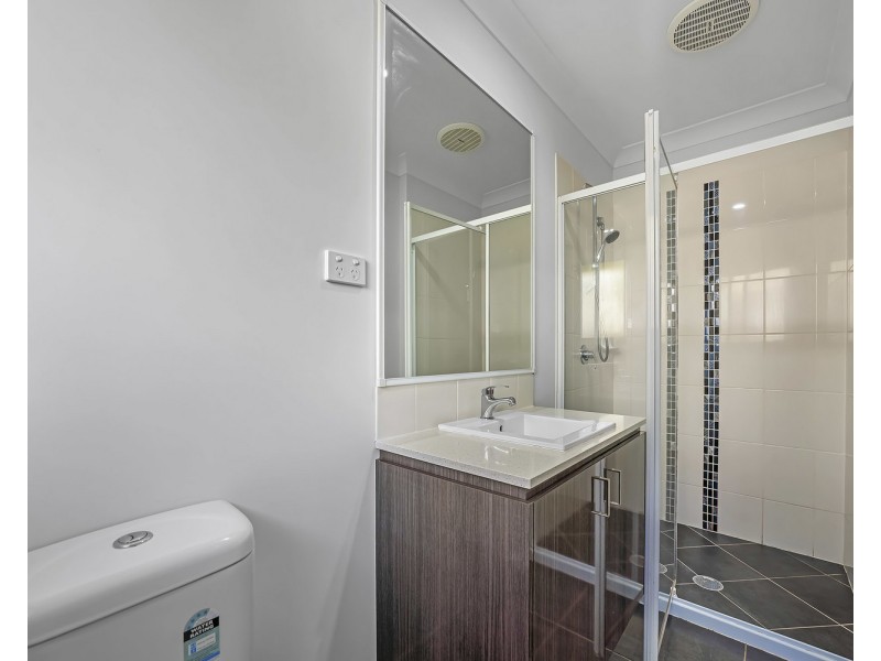 36 Woodrose Circuit, Pimpama QLD 4209