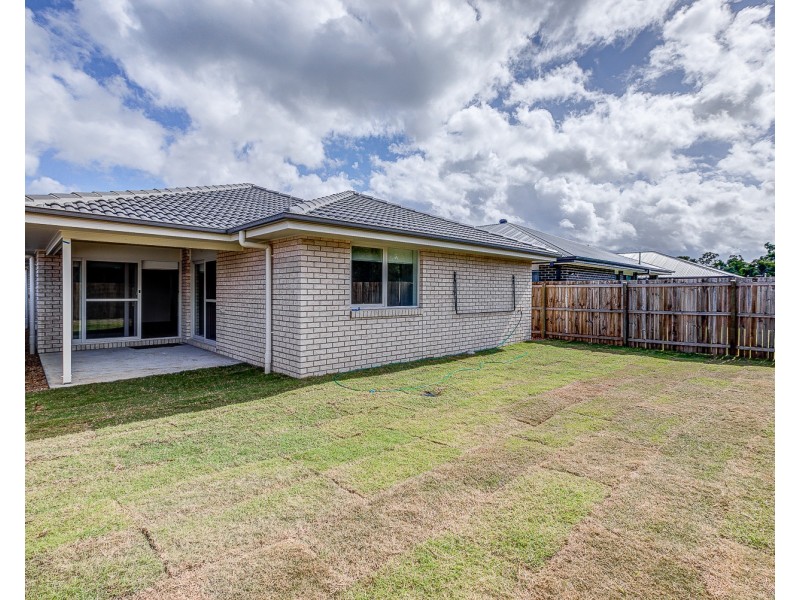 37 Sawmill Drive, Greenbank QLD 4124