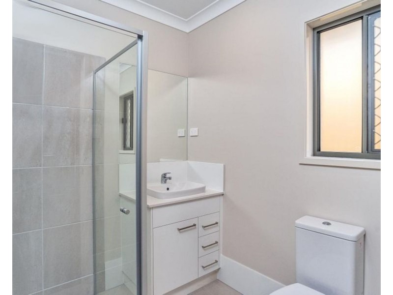 43 Flametree Circuit, Arundel QLD 4214