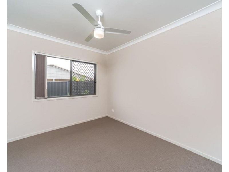 43 Flametree Circuit, Arundel QLD 4214