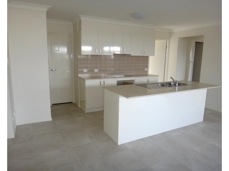 68 Damian Leeding Way, Upper Coomera QLD 4209