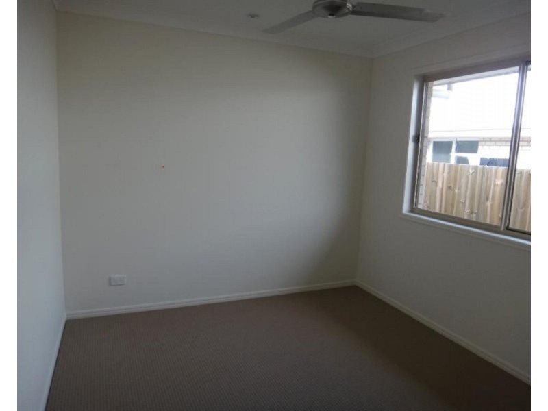 68 Damian Leeding Way, Upper Coomera QLD 4209