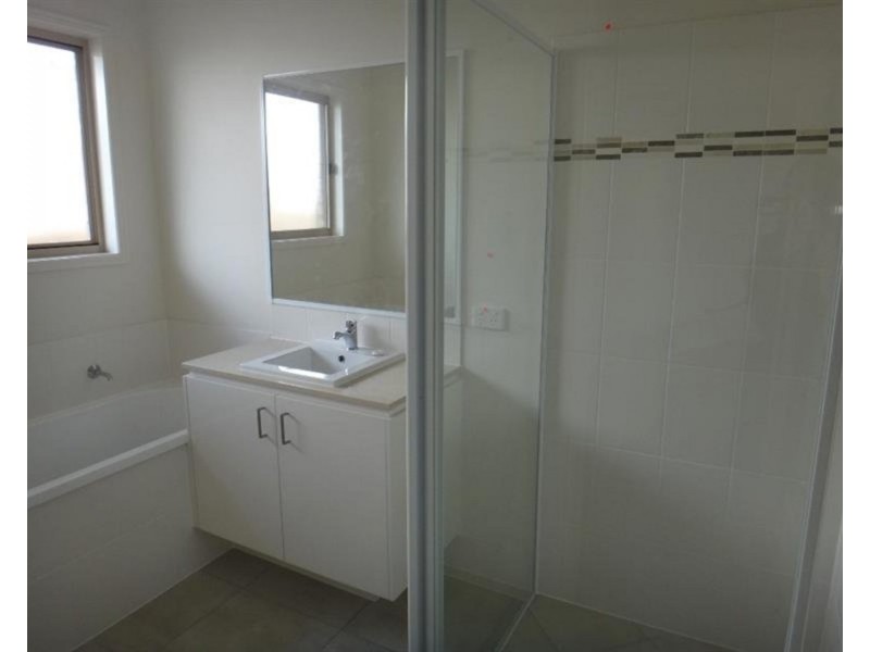 68 Damian Leeding Way, Upper Coomera QLD 4209