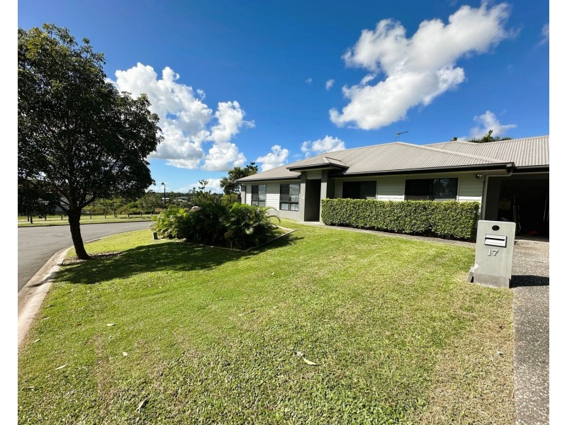 17 Barrington Street, Pacific Pines QLD 4211