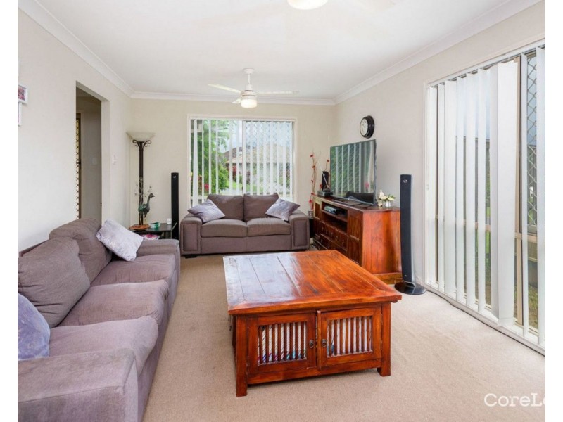 6 Peckham Court, Pacific Pines QLD 4211