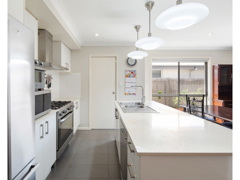 66 Edgeware Road, Pimpama QLD 4209