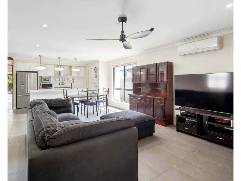 66 Edgeware Road, Pimpama QLD 4209