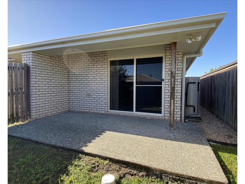 2/15 Casey Street, Pimpama QLD 4209