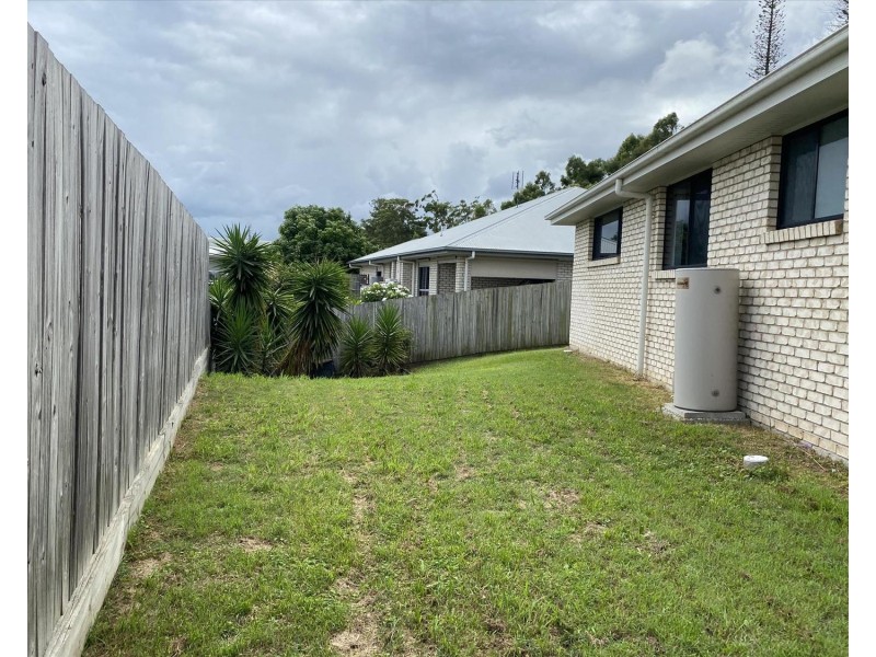 14 Sapphire Place, Pimpama QLD 4209