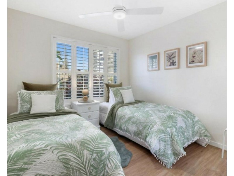 1/192 Ferny Avenue, Surfers Paradise QLD 4217