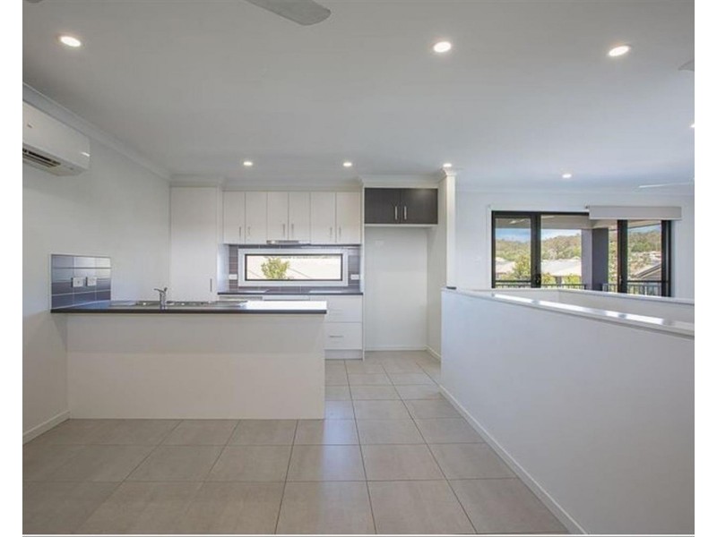 6/7 Hutchins Lane, Willow Vale QLD 4209