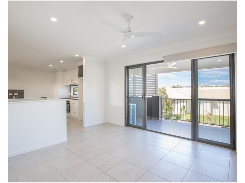 6/7 Hutchins Lane, Willow Vale QLD 4209