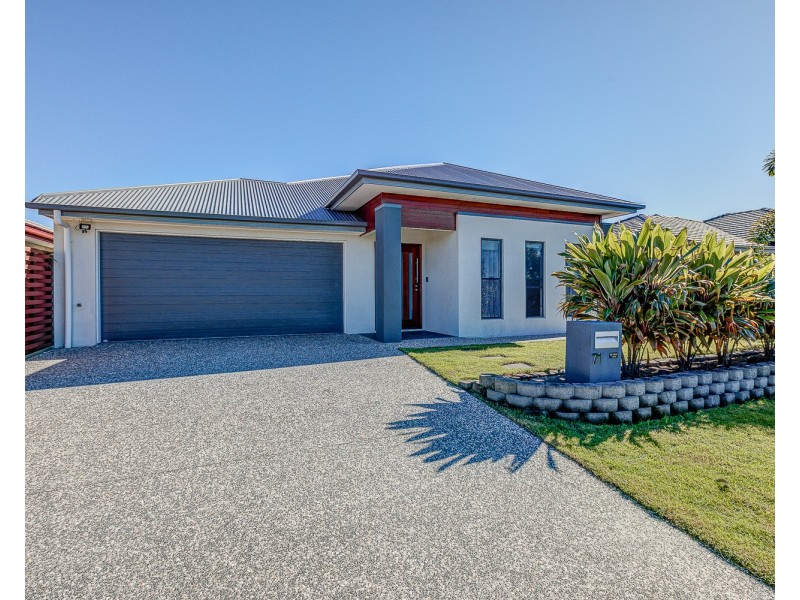 71 Great Sandy Circuit, Pimpama QLD 4209