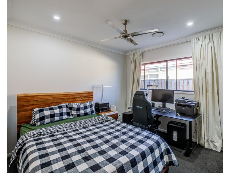 71 Great Sandy Circuit, Pimpama QLD 4209