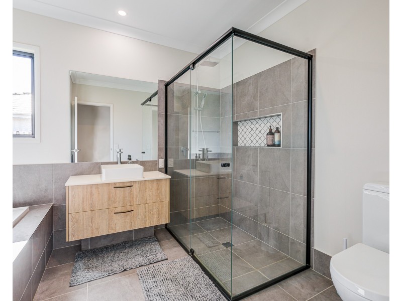 71 Great Sandy Circuit, Pimpama QLD 4209