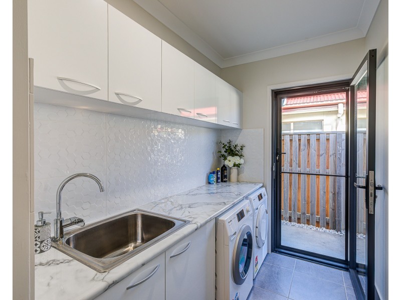 71 Great Sandy Circuit, Pimpama QLD 4209