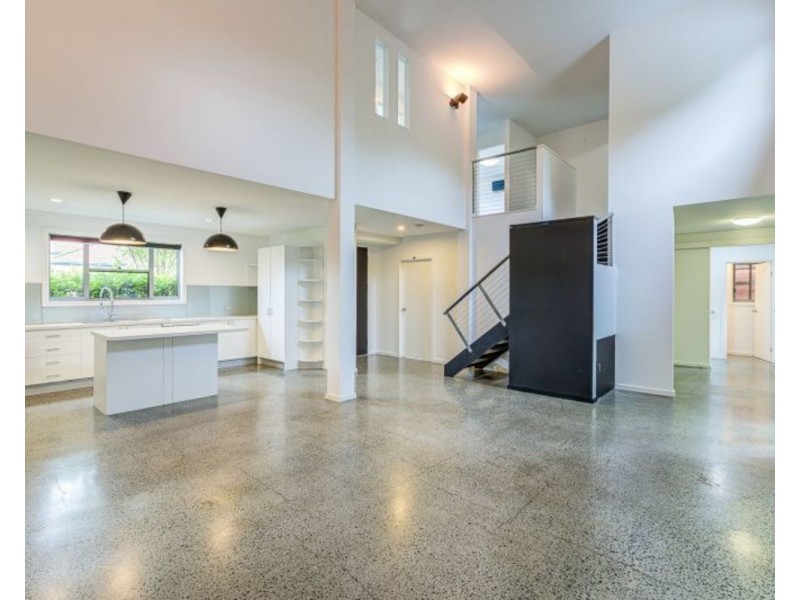 13 Shorehaven Place, Varsity Lakes QLD 4227