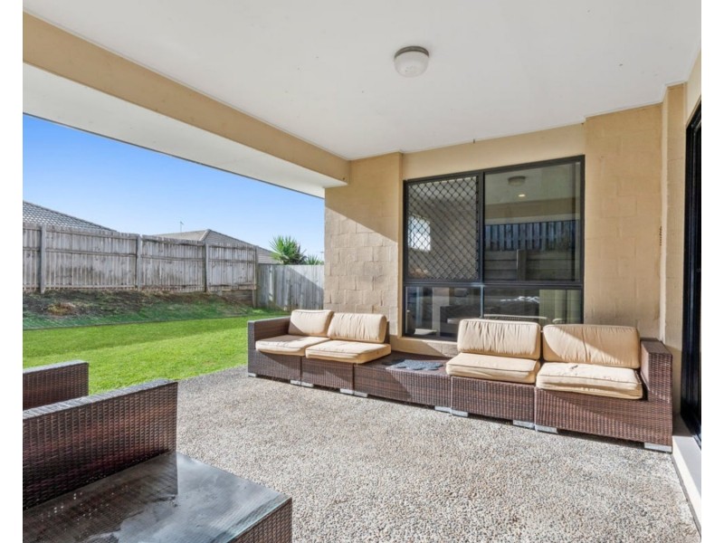 35 Ellenborough Avenue, Ormeau Hills QLD 4208