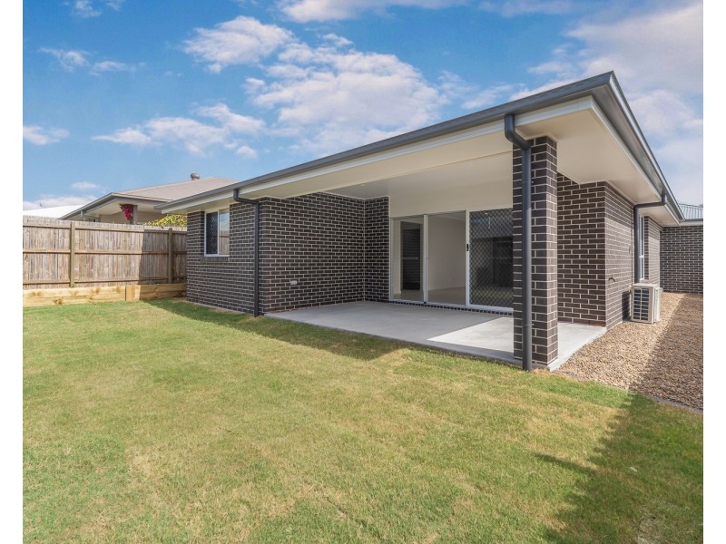 11 Treeline Avenue, Arundel QLD 4214