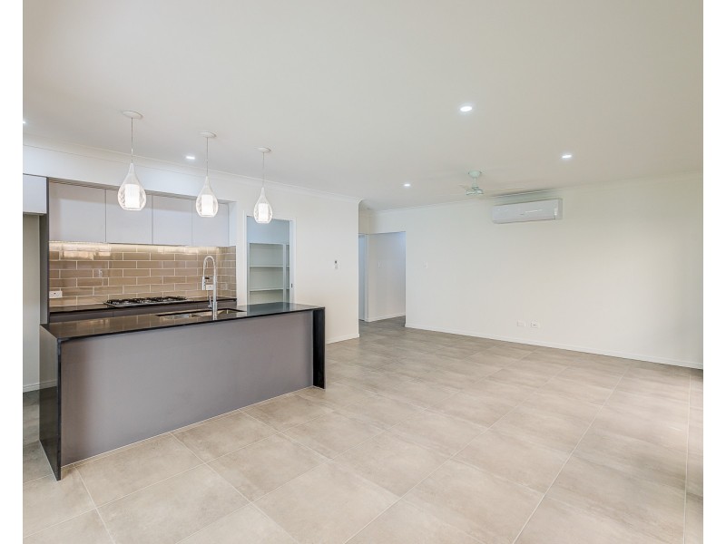 87 Dysart Drive, Holmview QLD 4207