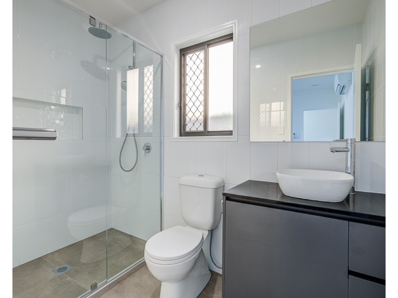 87 Dysart Drive, Holmview QLD 4207