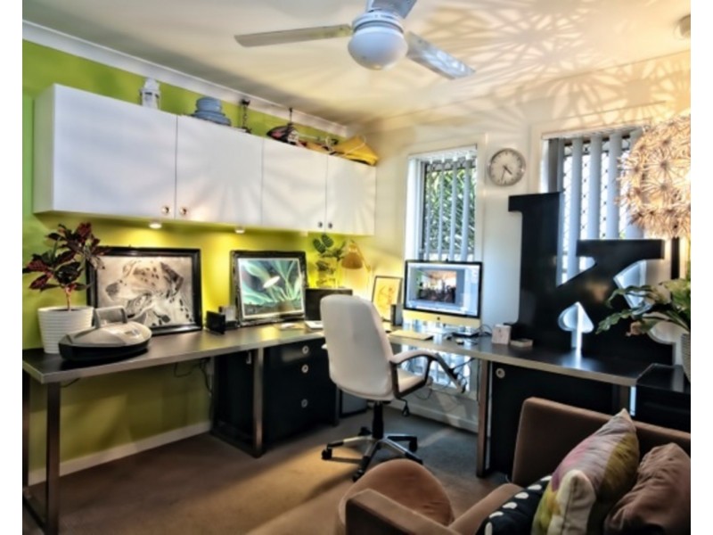 2/2 Rawson Court, Holmview QLD 4207