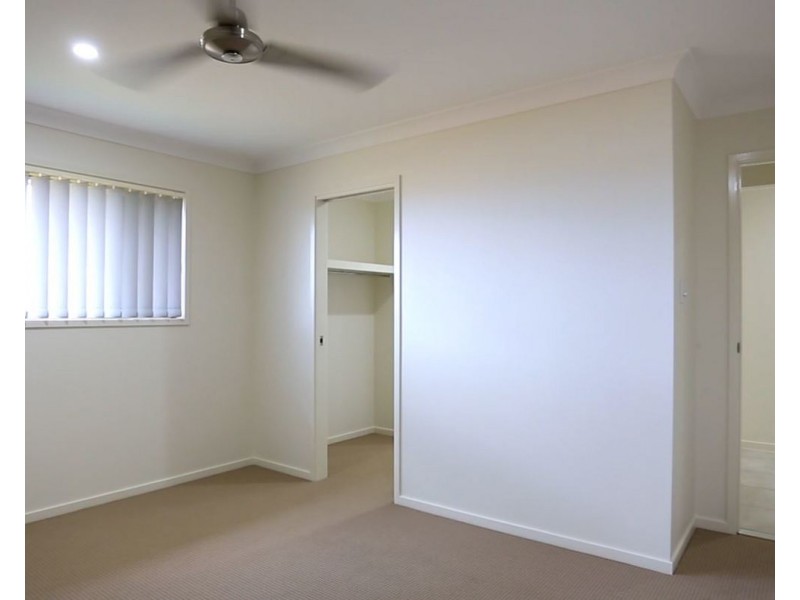 19 Woodrose Circuit, Pimpama QLD 4209