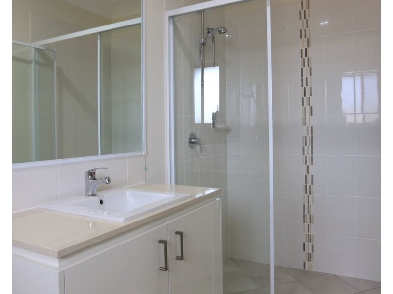 19 Woodrose Circuit, Pimpama QLD 4209