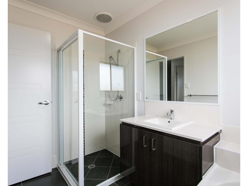 15 Innsbruck Way, Bahrs Scrub QLD 4207