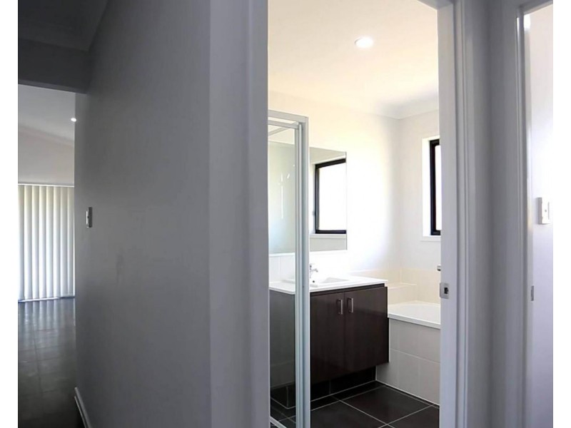 15 Innsbruck Way, Bahrs Scrub QLD 4207