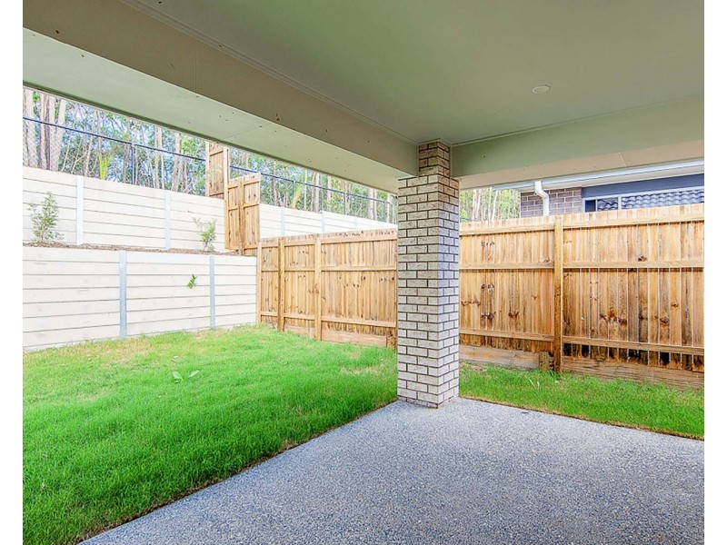 8 Clermont Street, Holmview QLD 4207