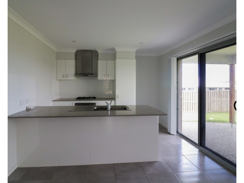 16 Greenwich Avenue, Pimpama QLD 4209