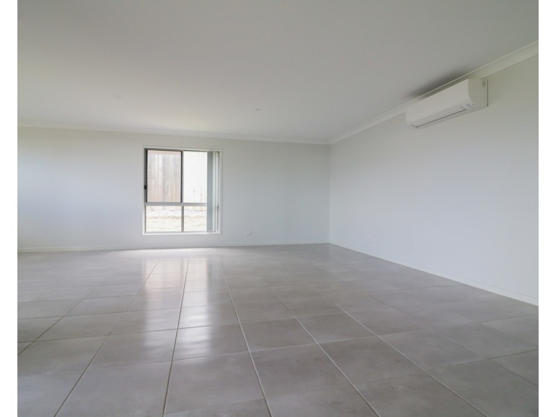 16 Greenwich Avenue, Pimpama QLD 4209