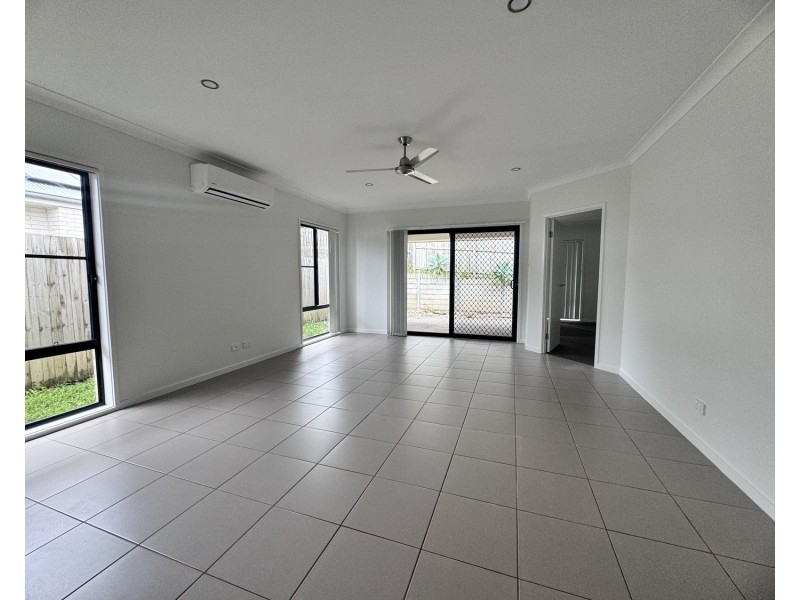 32 Tribecca Circuit, Coomera QLD 4209