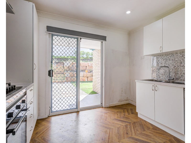 89 Pacific Pines Boulevard, Pacific Pines QLD 4211