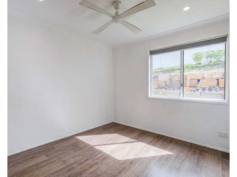 89 Pacific Pines Boulevard, Pacific Pines QLD 4211