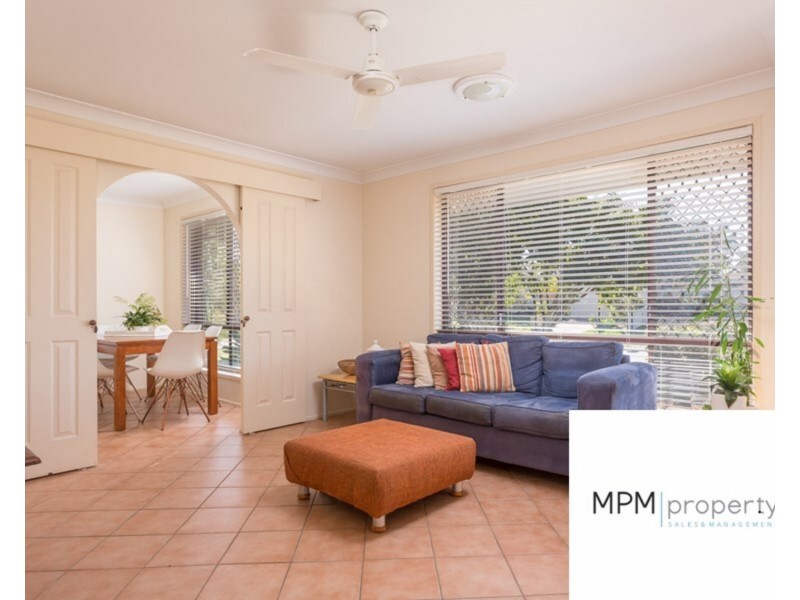 23 Bushtree Court, Burleigh Waters QLD 4220