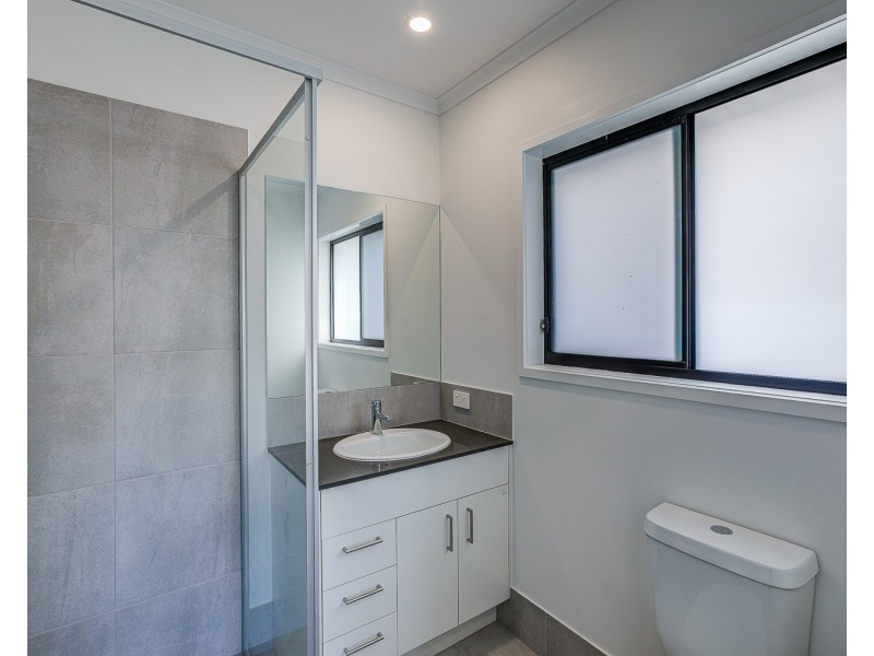 31 Waratah Circuit, Greenbank QLD 4124