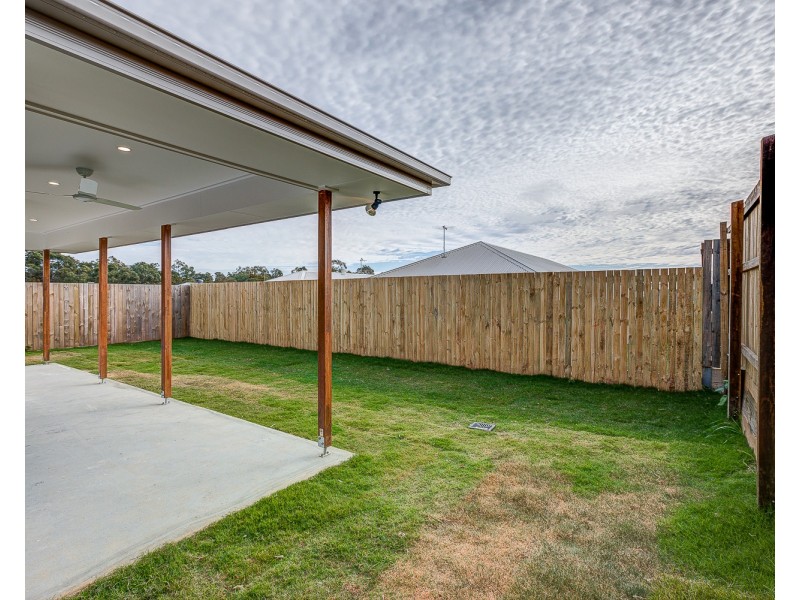 31 Waratah Circuit, Greenbank QLD 4124