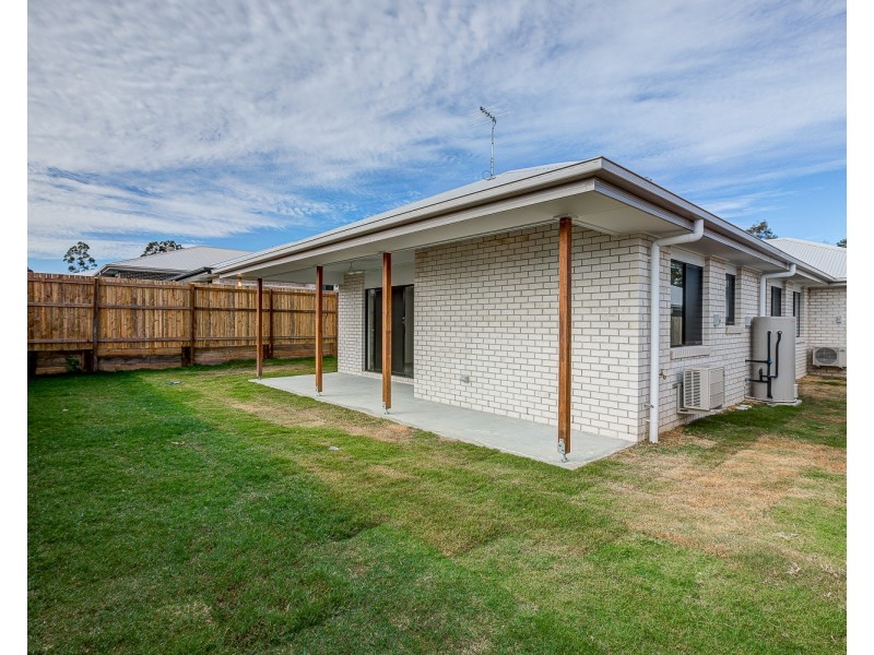 31 Waratah Circuit, Greenbank QLD 4124