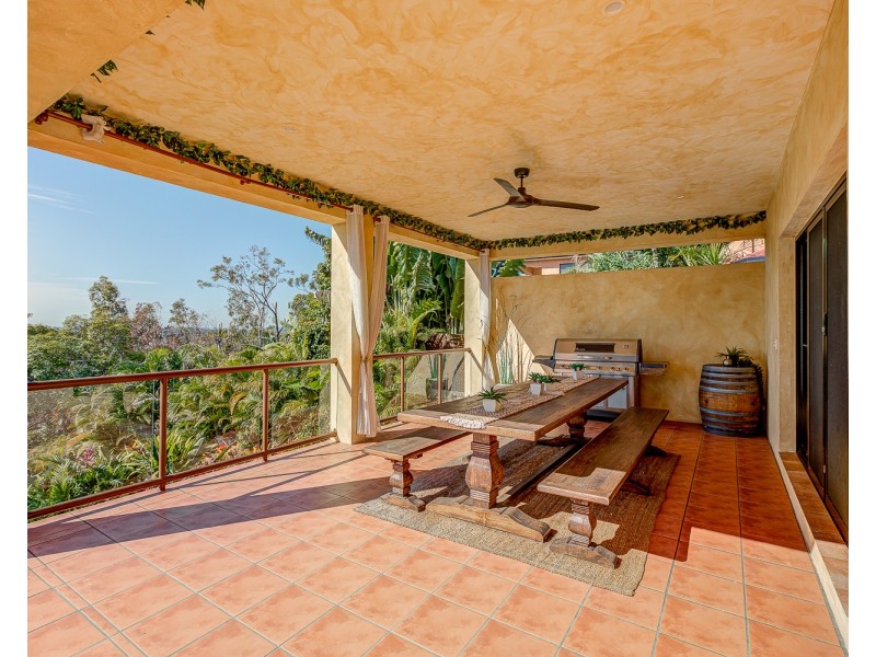 75 Highvale Drive, Helensvale QLD 4212