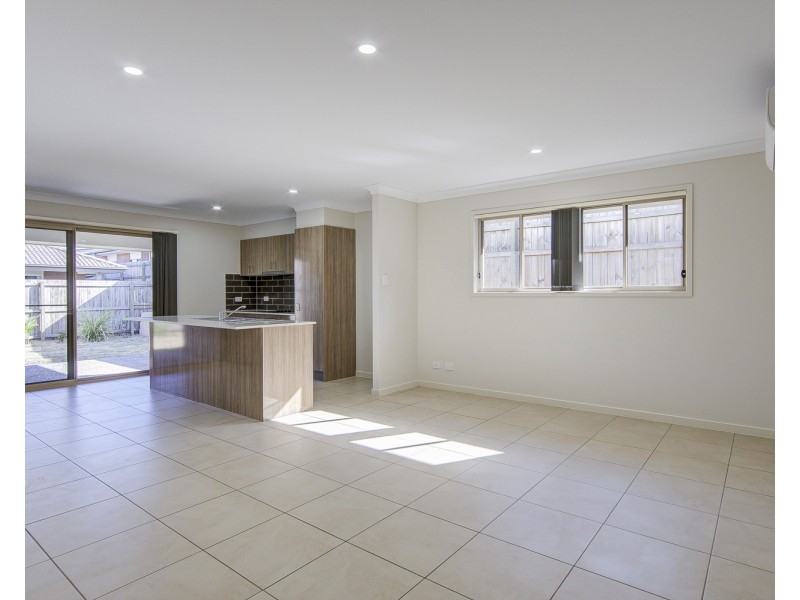 44 Brookfield Street, Pimpama QLD 4209