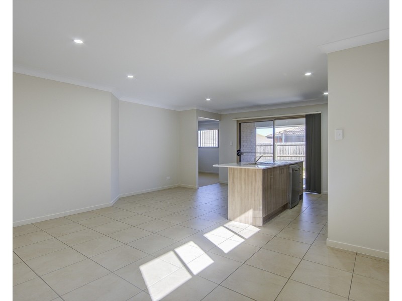 44 Brookfield Street, Pimpama QLD 4209