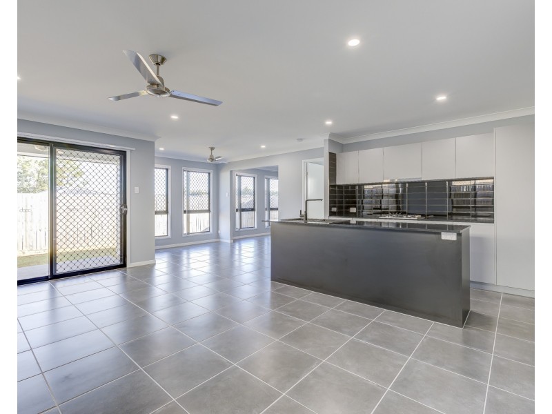 28 Brett Street, Pimpama QLD 4209